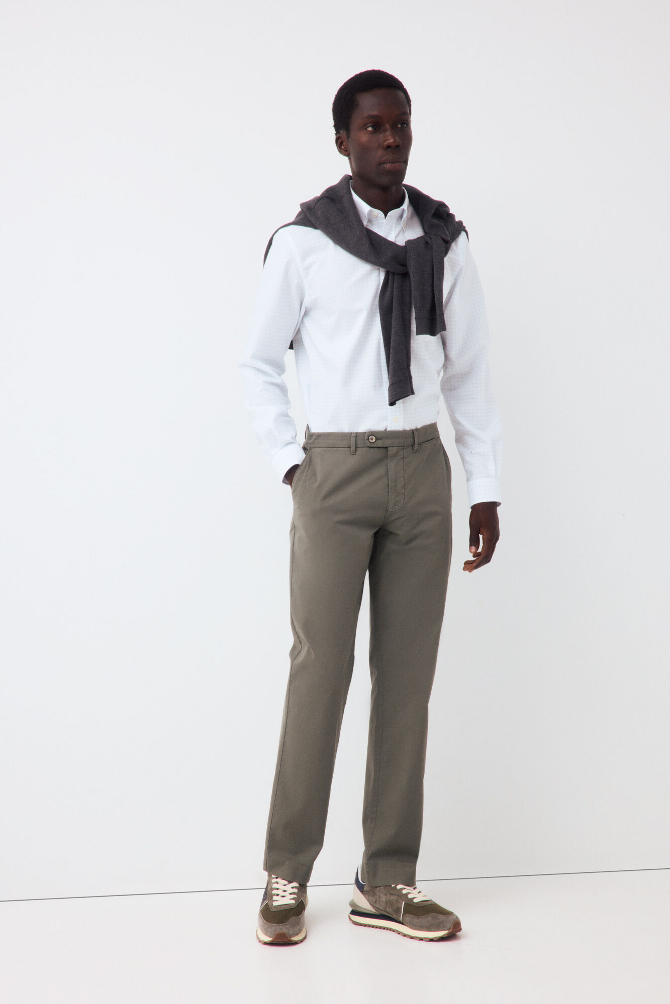Pedro del Hierro Premium regular chinos