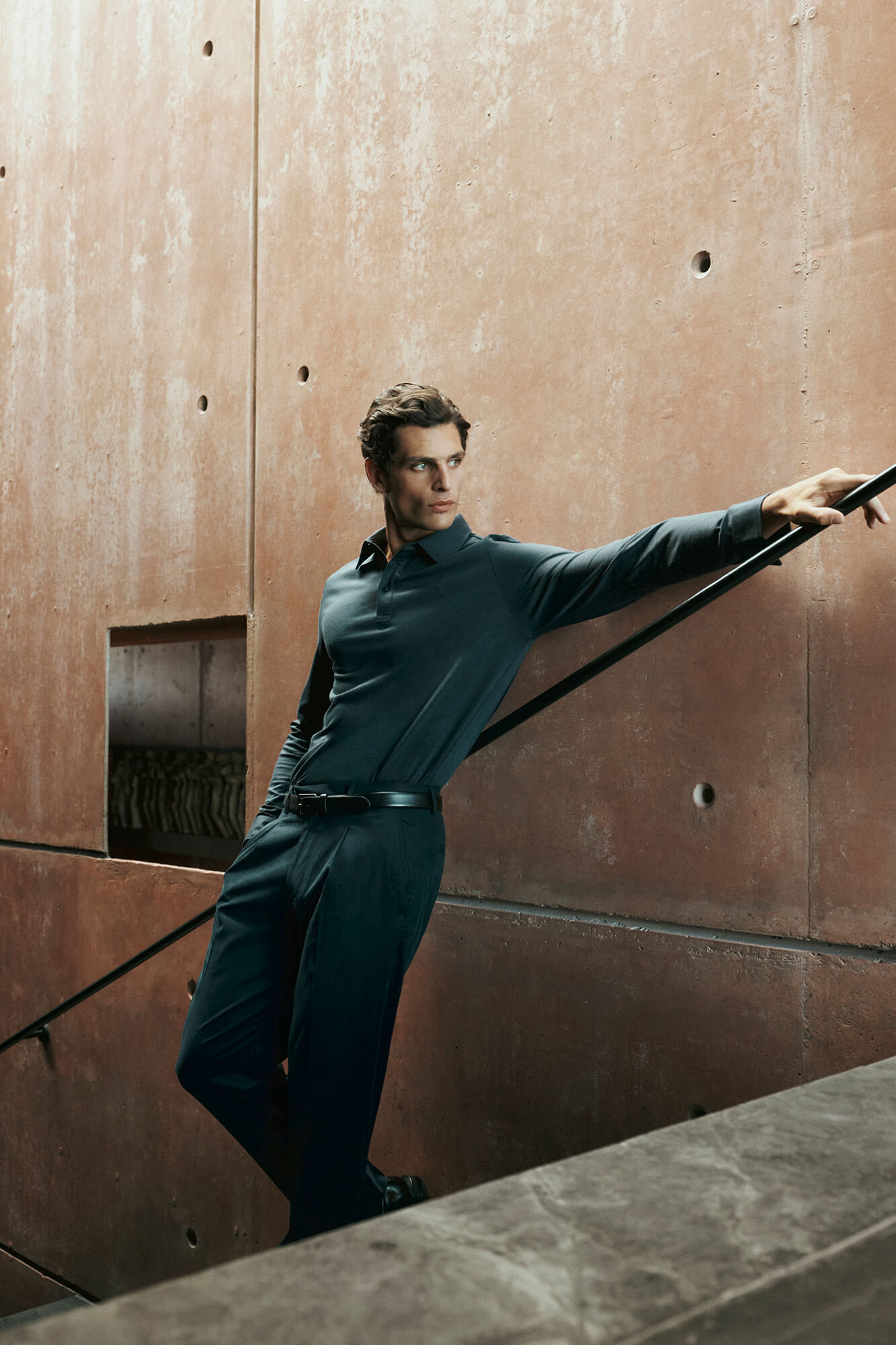 Pedro del Hierro Polo estructura manga larga