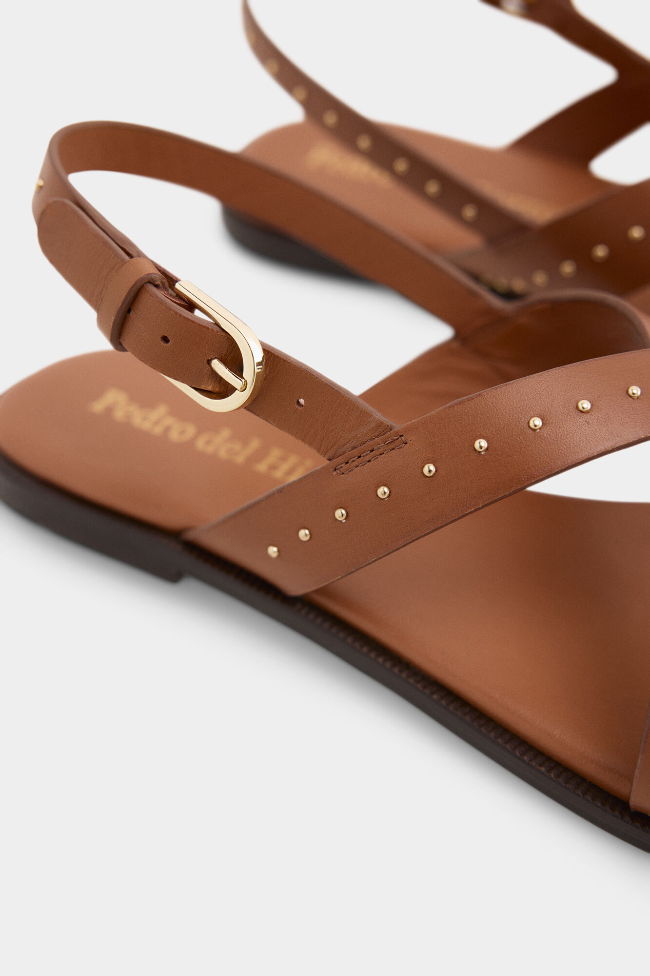 Pedro del Hierro Studded sandal Beige