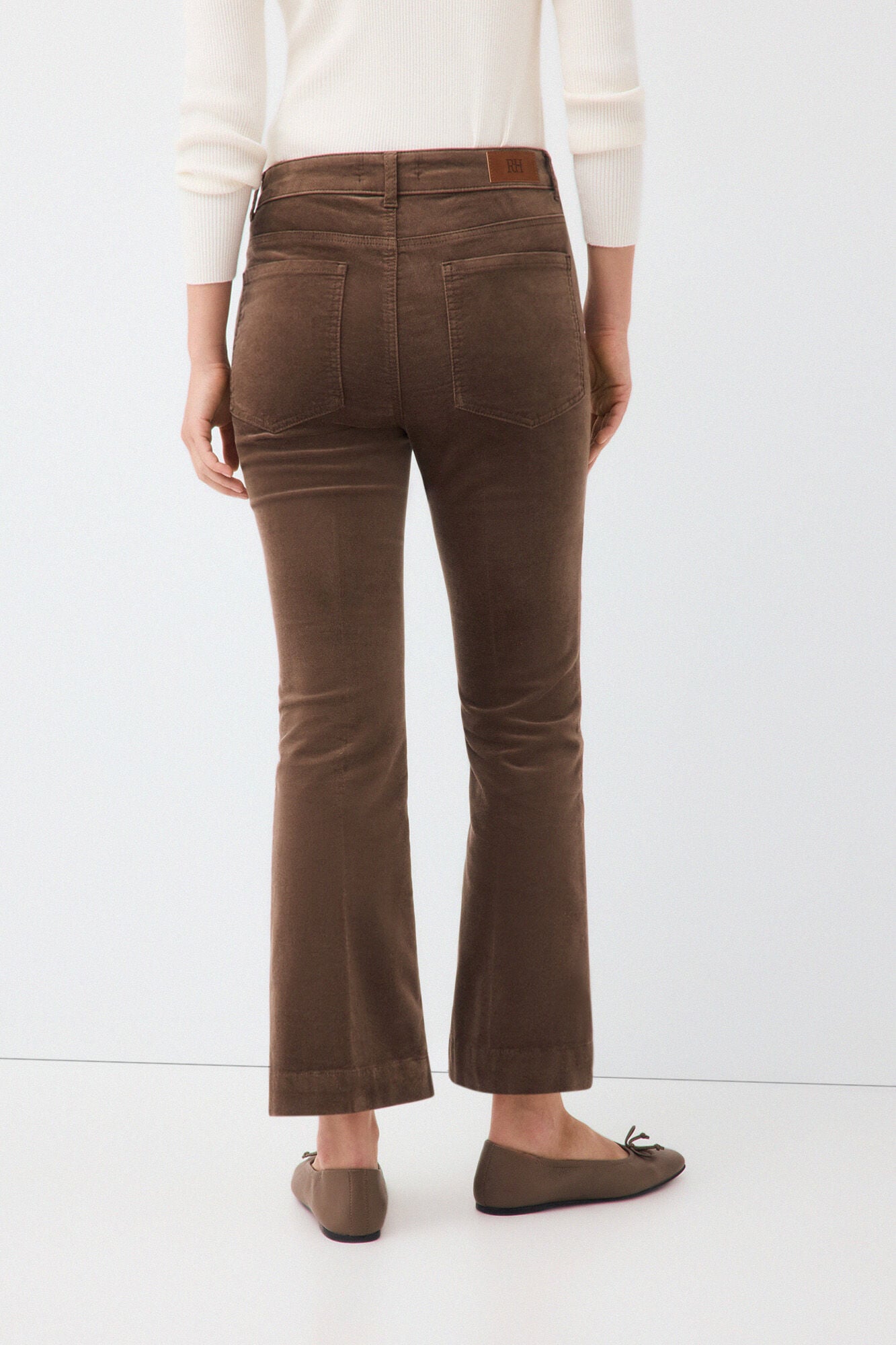 Pedro del Hierro Cal&ccedil;as flare cropped em veludo Marrom