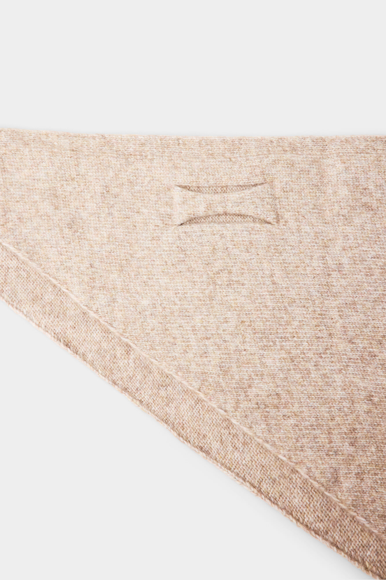 Pedro del Hierro Knit shawl Ecru