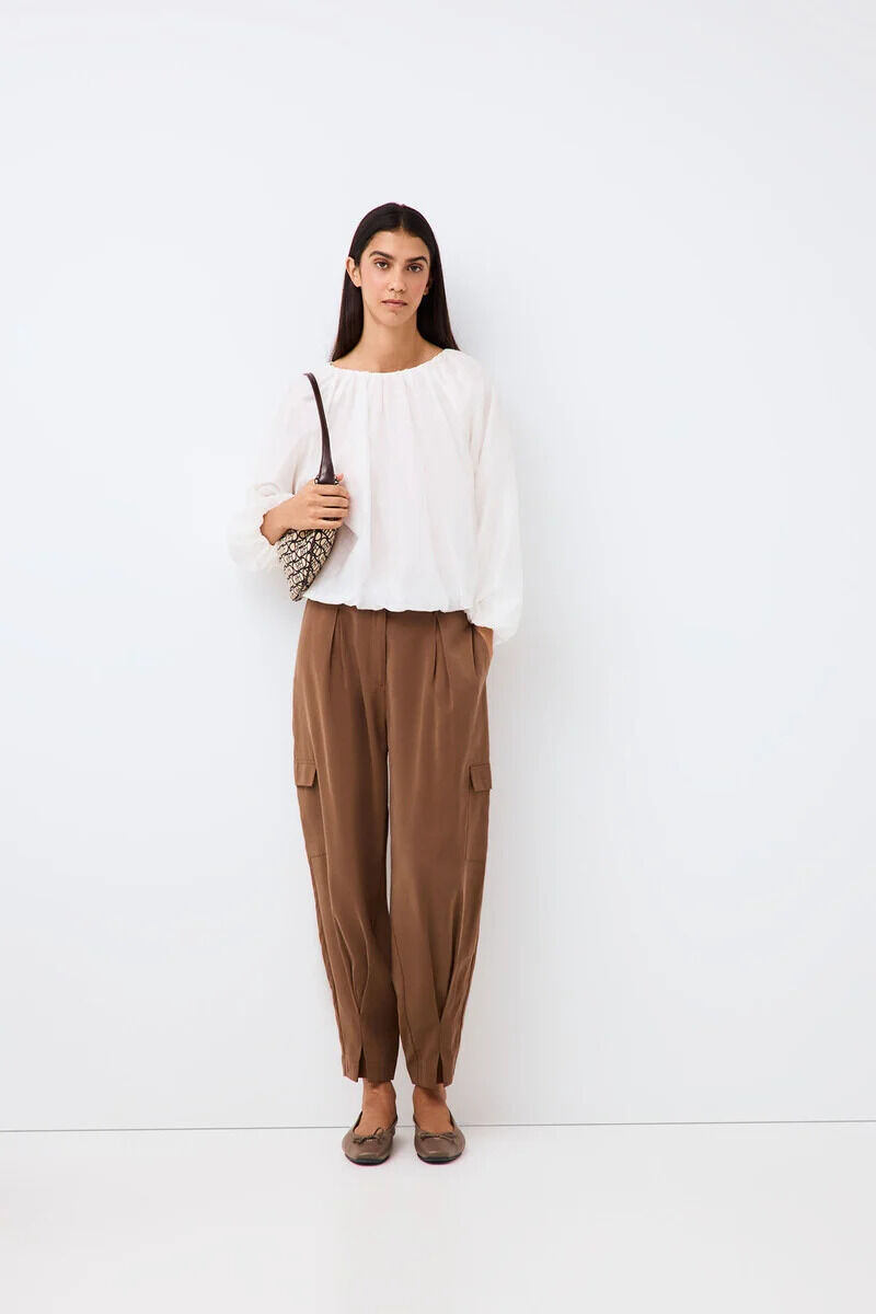 Conjunto de pantal&oacute;n y blusa