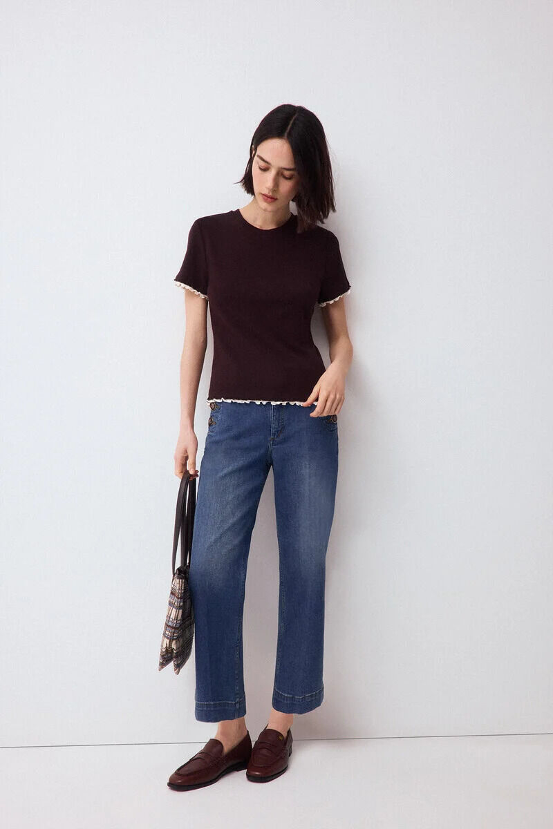 Conjunto de jeans y camiseta