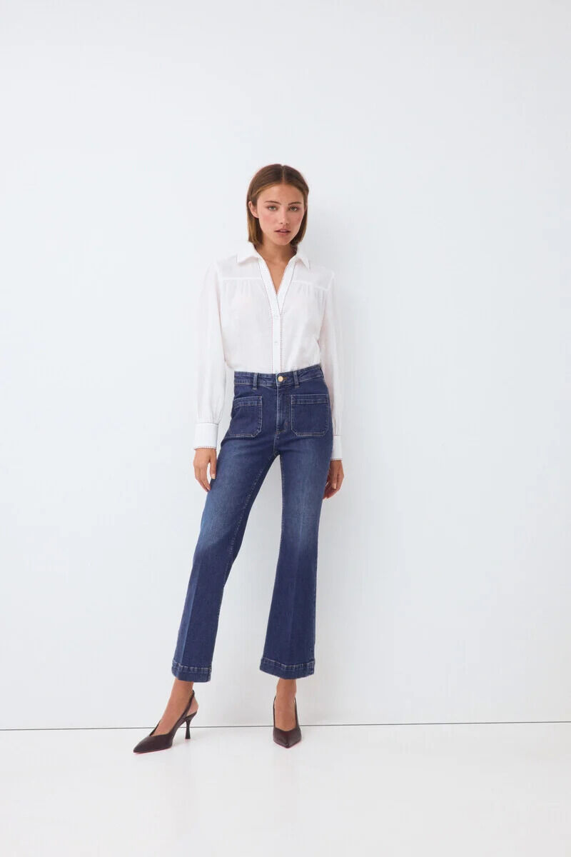 Conjunto de jeans y blusa