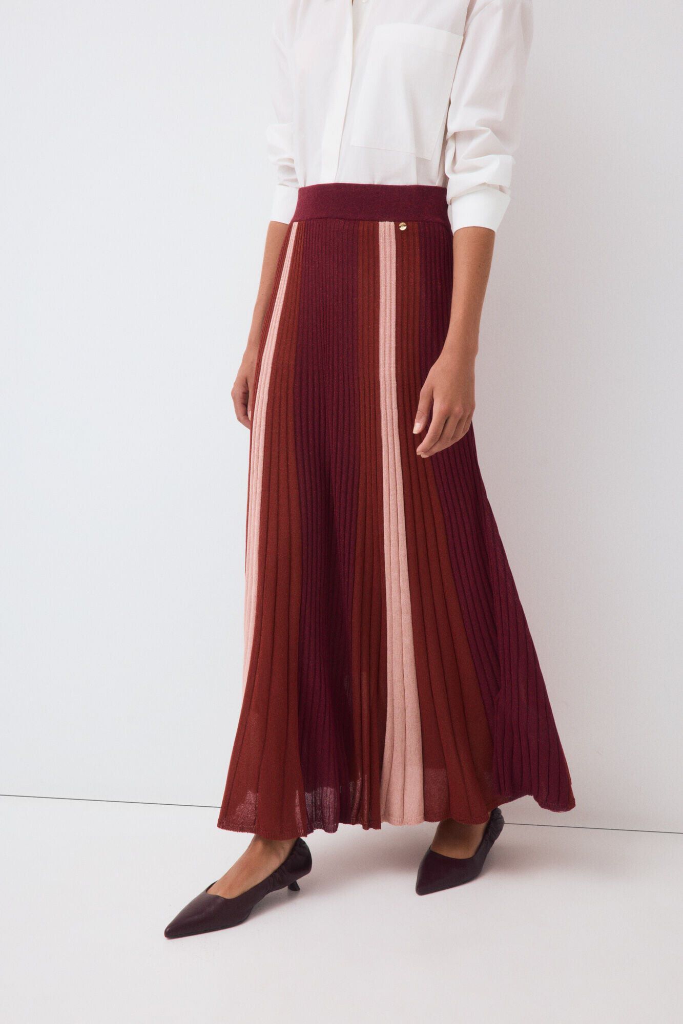 Skirt and shirt set