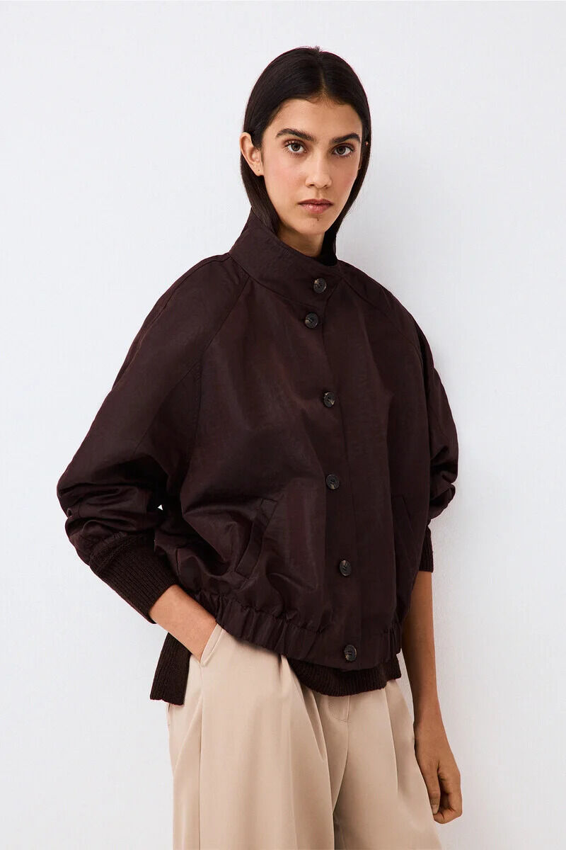Conjunto de pantal&oacute;n y chaqueta