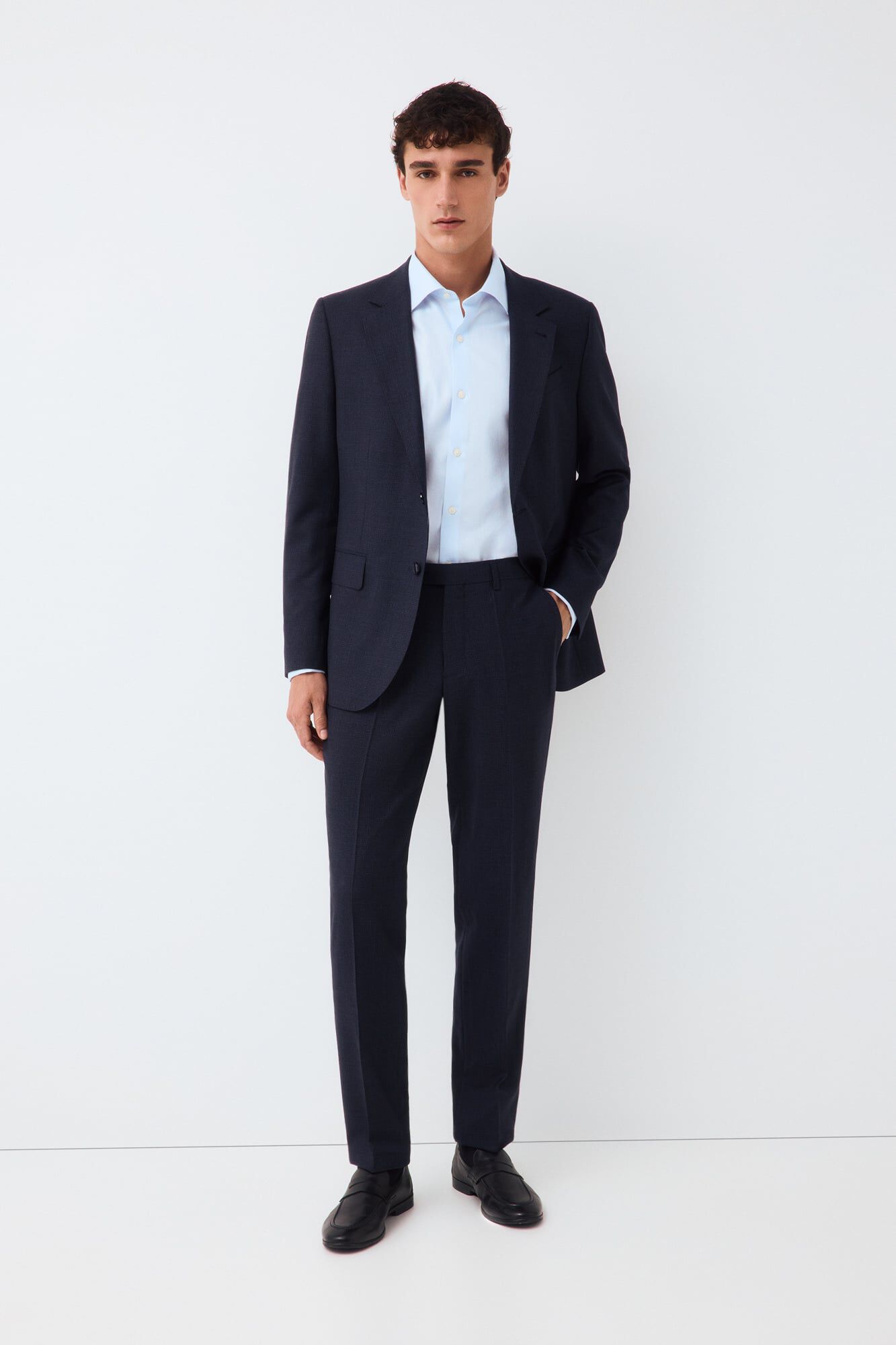 Jacket and trousers set