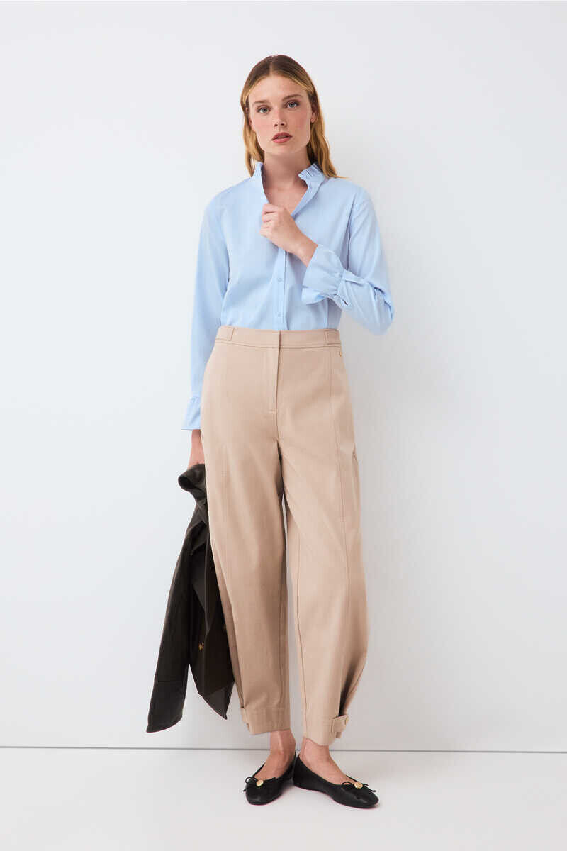 Conjunto de pantal&oacute;n y camisa