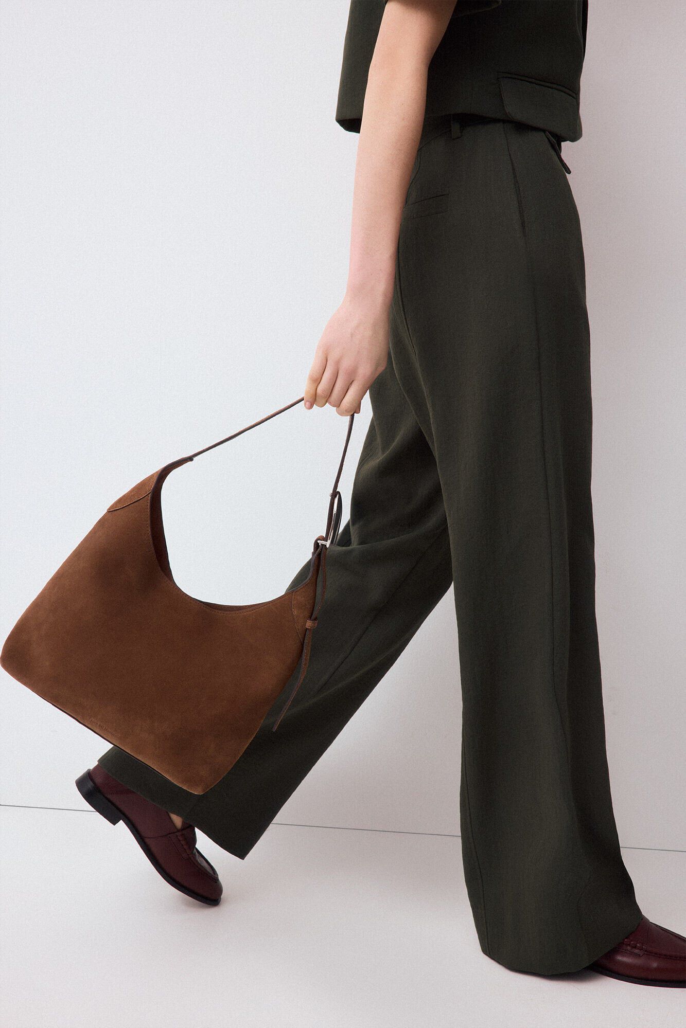 Conjunto de pantal&oacute;n y blazer